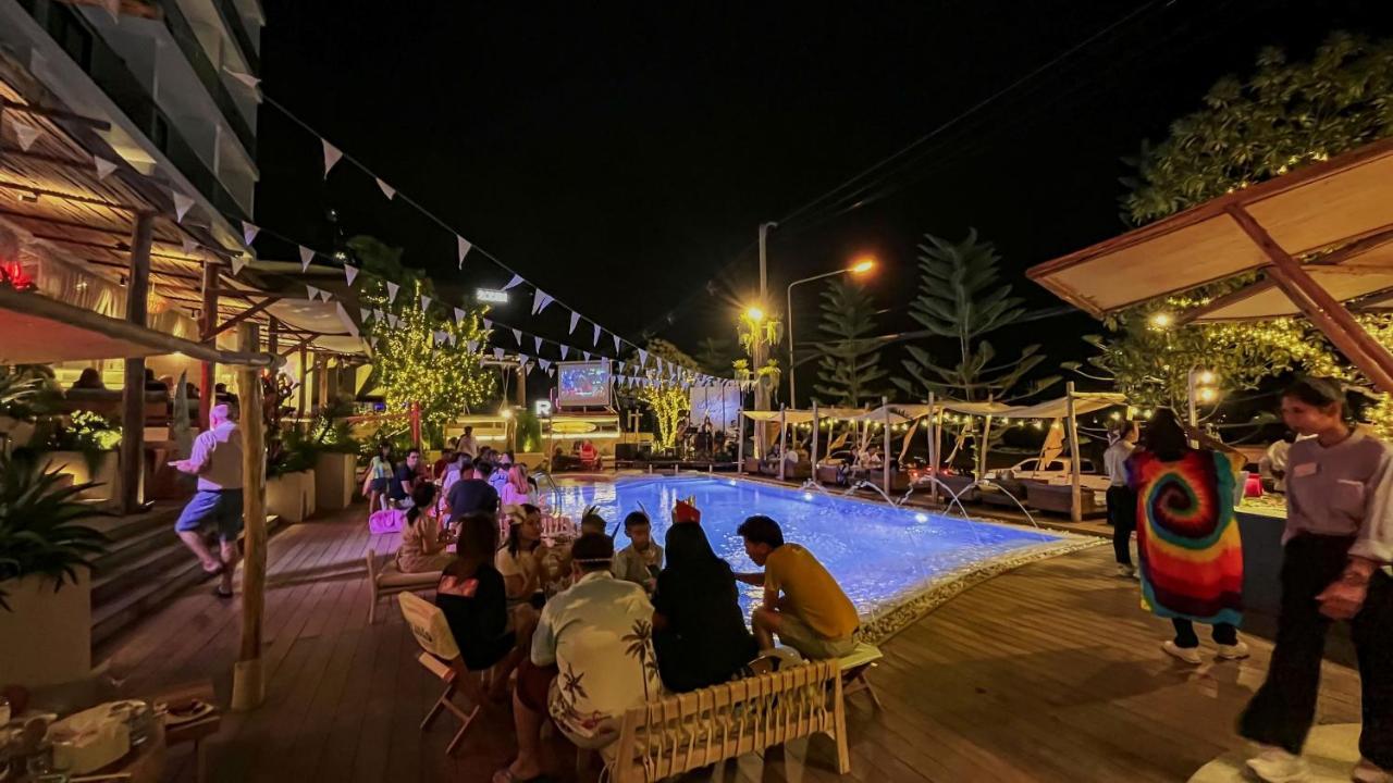 Zand Morada Pattaya Praia de Jomtien Exterior foto
